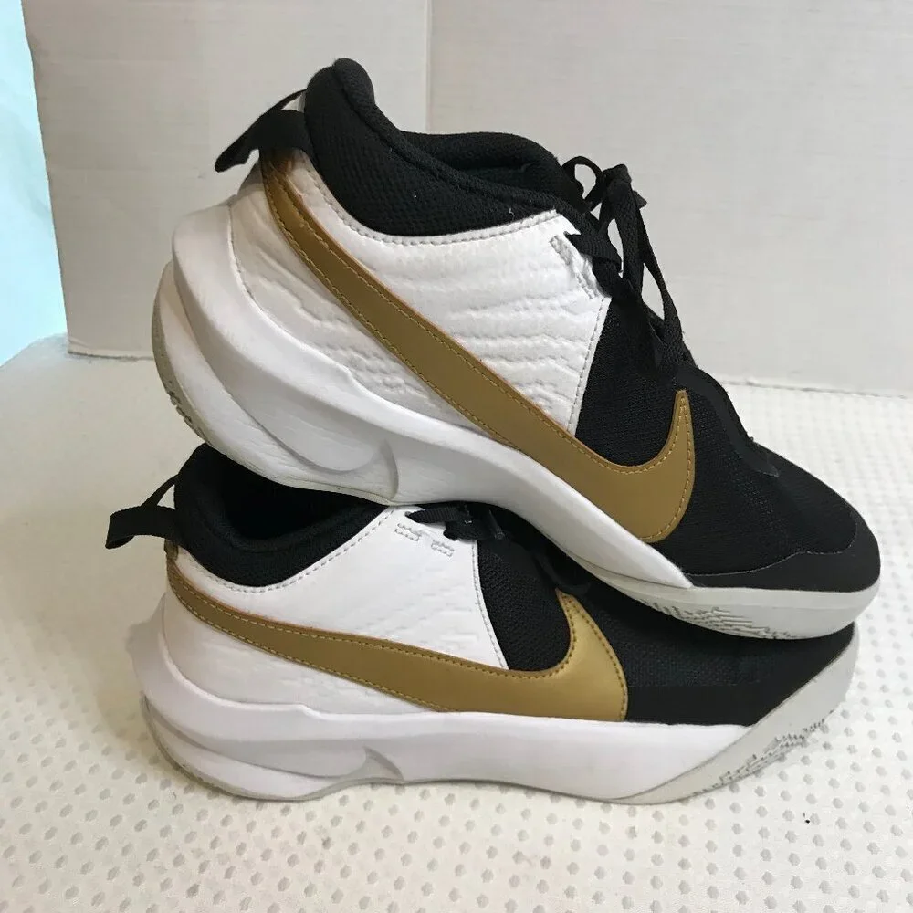 NIKE BOYS TEMA HUSTLE BASKETBALL SHOES SIZE 7Y - Picture 5 of 10